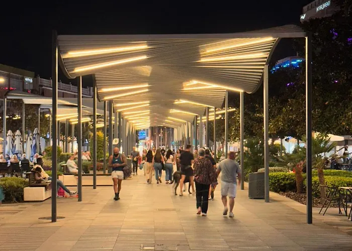 Loft Alpujarras - Centro, A 6 Minutos De La Playa Caminando *