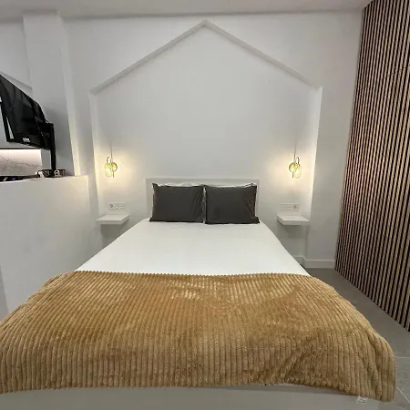 Loft Alpujarras - Centro, A 6 Minutos De La Playa Caminando Appartement