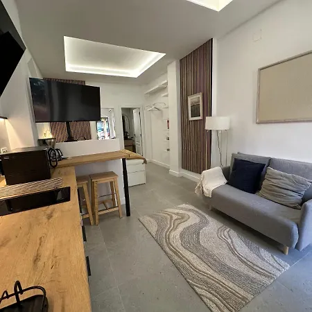 Loft Alpujarras - Centro, A 6 Minutos De La Playa Caminando *